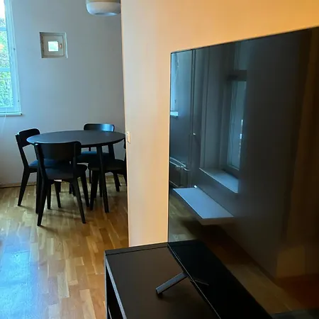 With Balcony In Kallio דירה